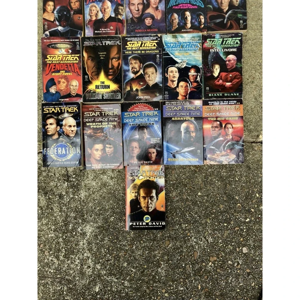 Lot Of 29 Vintage Star Trek POCKET Books Paperback Next Gen,Voyager, Original